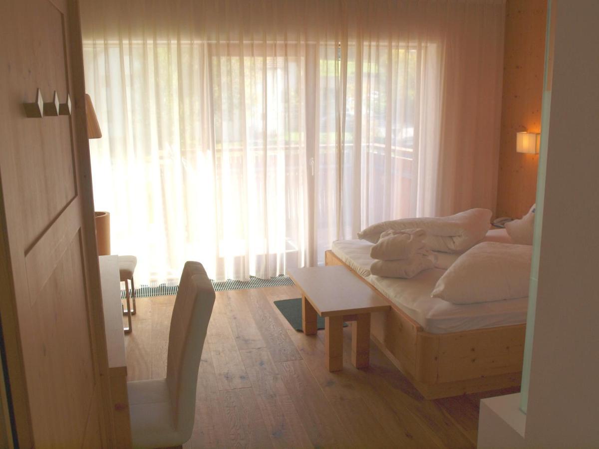 Sporthotel Rasen Rasùn di Sotto Εξωτερικό φωτογραφία